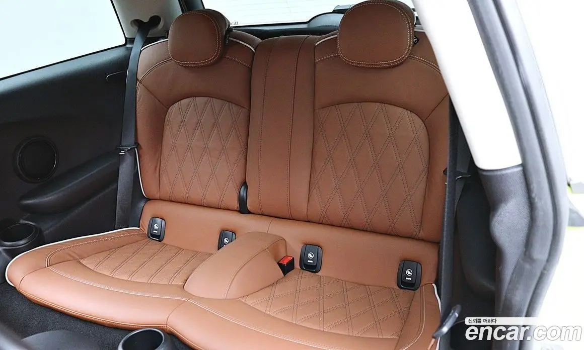 Mini Cooper 2024 2.0 автомат (гидро), фото 19
