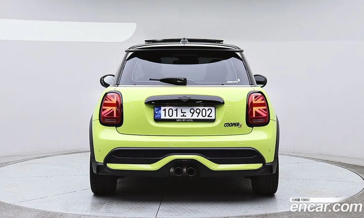 Mini Cooper 2024 2.0 автомат (гидро), фото 3