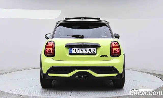 Mini Cooper 2024 2.0 автомат (гидро), миниатюра 3