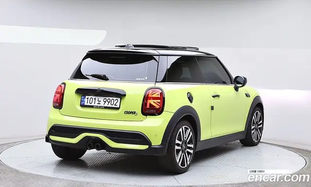 Mini Cooper 2024 2.0 автомат (гидро), миниатюра 4