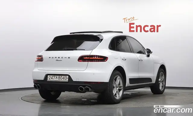 Porsche Macan 2018 2.0 автомат (гидро), миниатюра 2
