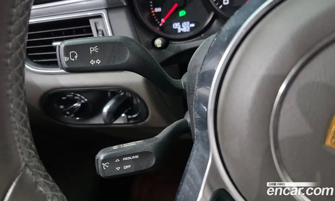Porsche Macan 2018 2.0 автомат (гидро), фото 13