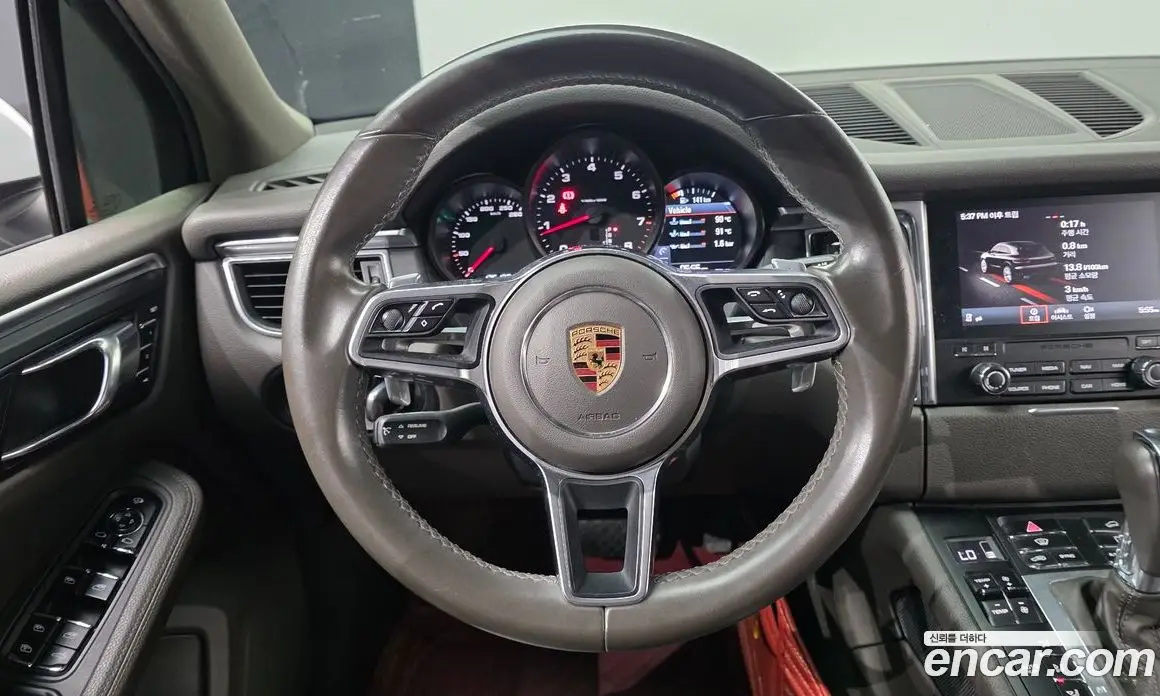 Porsche Macan 2018 2.0 автомат (гидро), фото 14