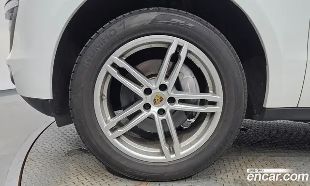 Porsche Macan 2018 2.0 автомат (гидро), миниатюра 5