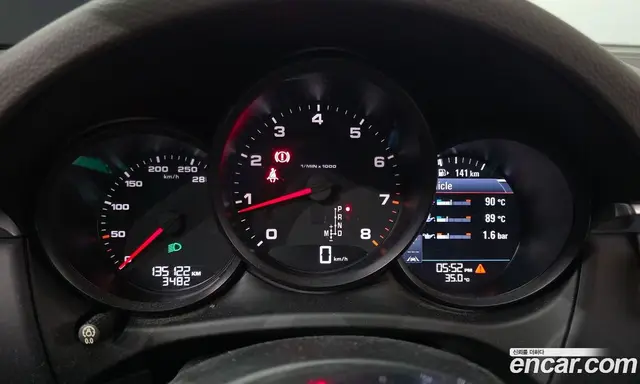 Porsche Macan 2018 2.0 автомат (гидро), миниатюра 8