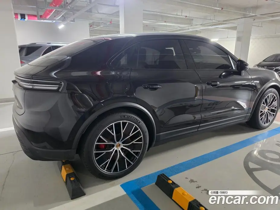 Porsche Macan 2025 1.0 автомат (гидро), фото 5