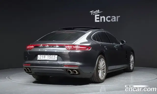 Porsche Panamera 2017 2.9 автомат (гидро), миниатюра 2 Porsche Panamera 2017 2.9 автомат (гидро), миниатюра 2