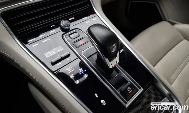 Porsche Panamera 2017 2.9 автомат (гидро), миниатюра 9 Porsche Panamera 2017 2.9 автомат (гидро), миниатюра 9