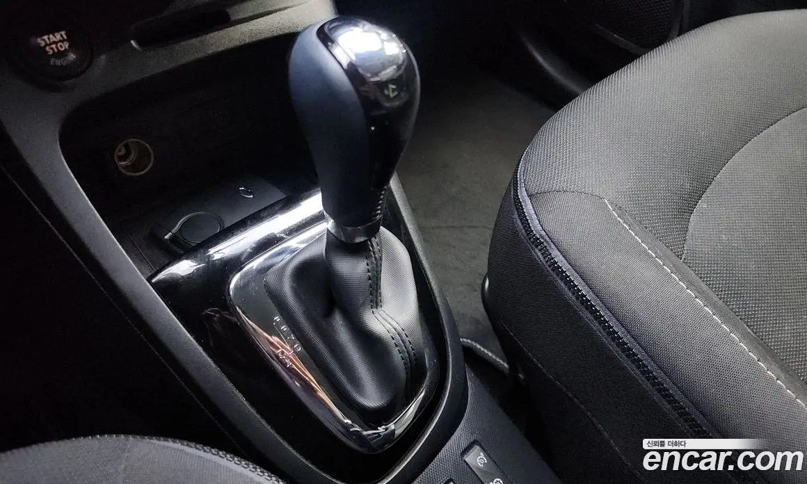 Renault (Samsung) QM3 2015 1.5 автомат (гидро), фото 9 Renault (Samsung) QM3 2015 1.5 автомат (гидро), фото 9