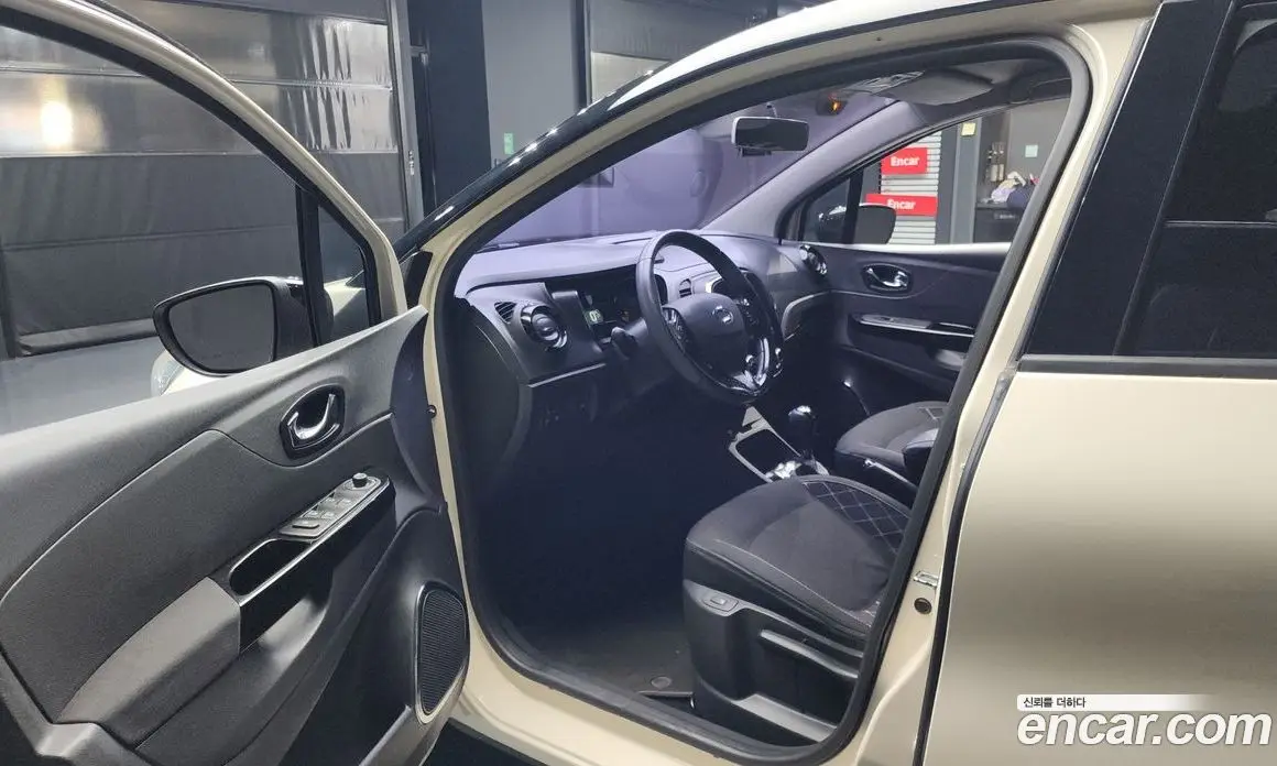 Renault (Samsung) QM3 2015 1.5 автомат (гидро), фото 10 Renault (Samsung) QM3 2015 1.5 автомат (гидро), фото 10