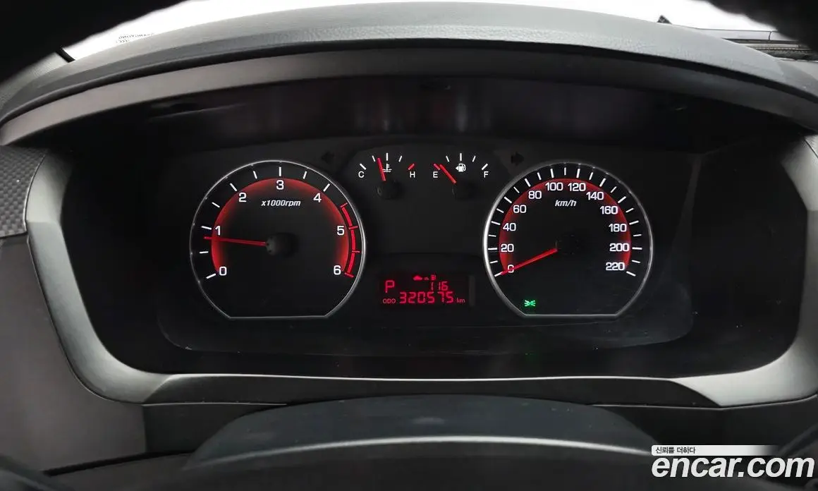 SsangYong Korando 2014 2.0 автомат (гидро), фото 8