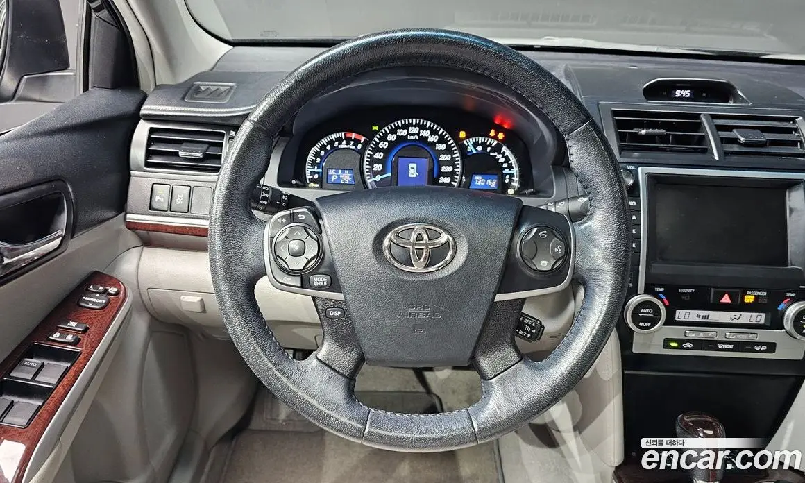 Toyota Camry 2012 2.5 автомат (гидро), фото 12