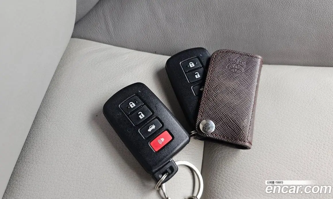 Toyota Camry 2012 2.5 автомат (гидро), фото 16