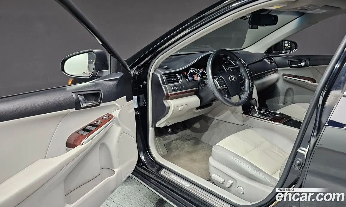 Toyota Camry 2012 2.5 автомат (гидро), фото 10