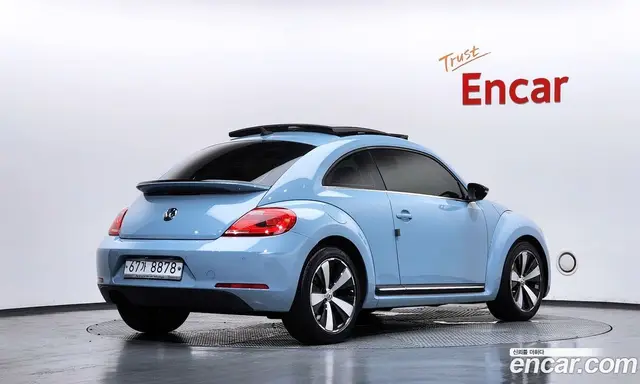 Volkswagen Beatle 2012 2.0 автомат (гидро), миниатюра 2 Volkswagen Beatle 2012 2.0 автомат (гидро), миниатюра 2