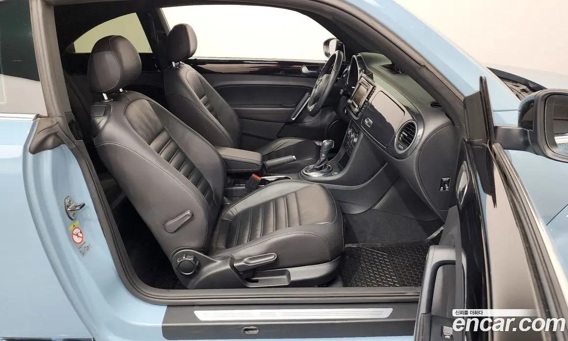 Volkswagen Beatle 2012 2.0 автомат (гидро), фото 11 Volkswagen Beatle 2012 2.0 автомат (гидро), фото 11