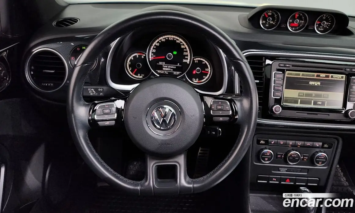 Volkswagen Beatle 2012 2.0 автомат (гидро), фото 13 Volkswagen Beatle 2012 2.0 автомат (гидро), фото 13
