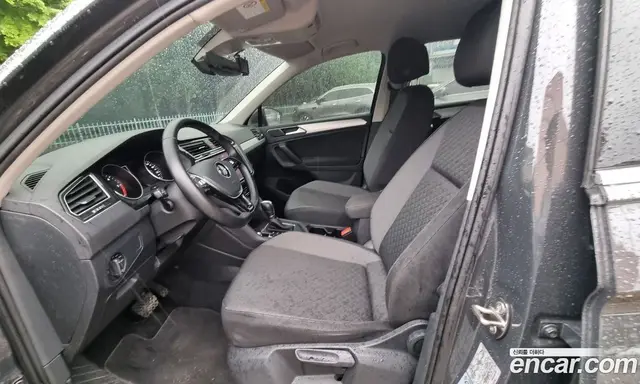 Volkswagen Tiguan 2018 2.0 автомат (гидро), миниатюра 12