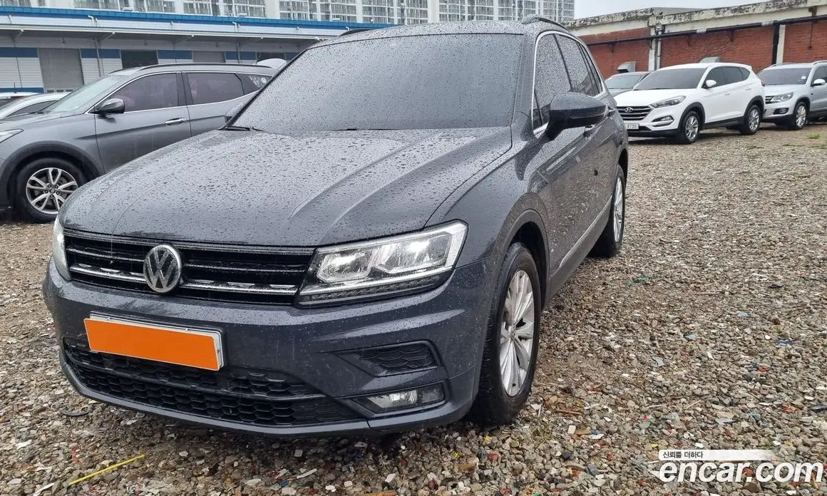 Volkswagen Tiguan 2018 2.0 автомат (гидро), фото 3 Volkswagen Tiguan 2018 2.0 автомат (гидро), фото 3