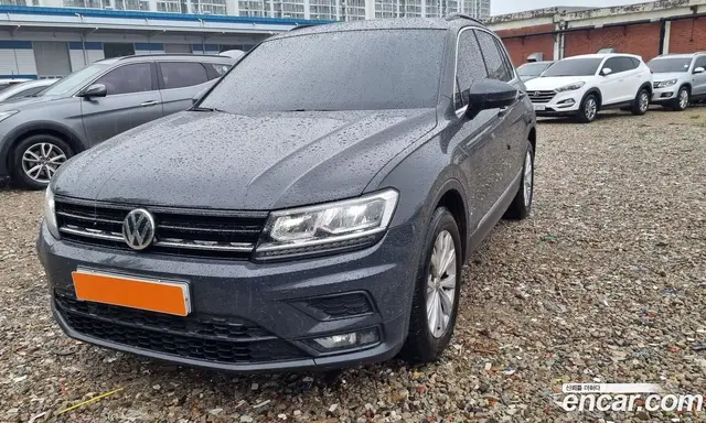 Volkswagen Tiguan 2018 2.0 автомат (гидро), миниатюра 3 Volkswagen Tiguan 2018 2.0 автомат (гидро), миниатюра 3