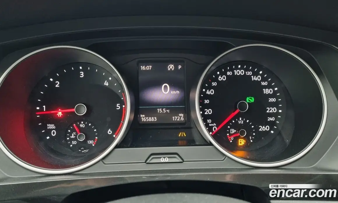 Volkswagen Tiguan 2018 2.0 автомат (гидро), фото 9 Volkswagen Tiguan 2018 2.0 автомат (гидро), фото 9