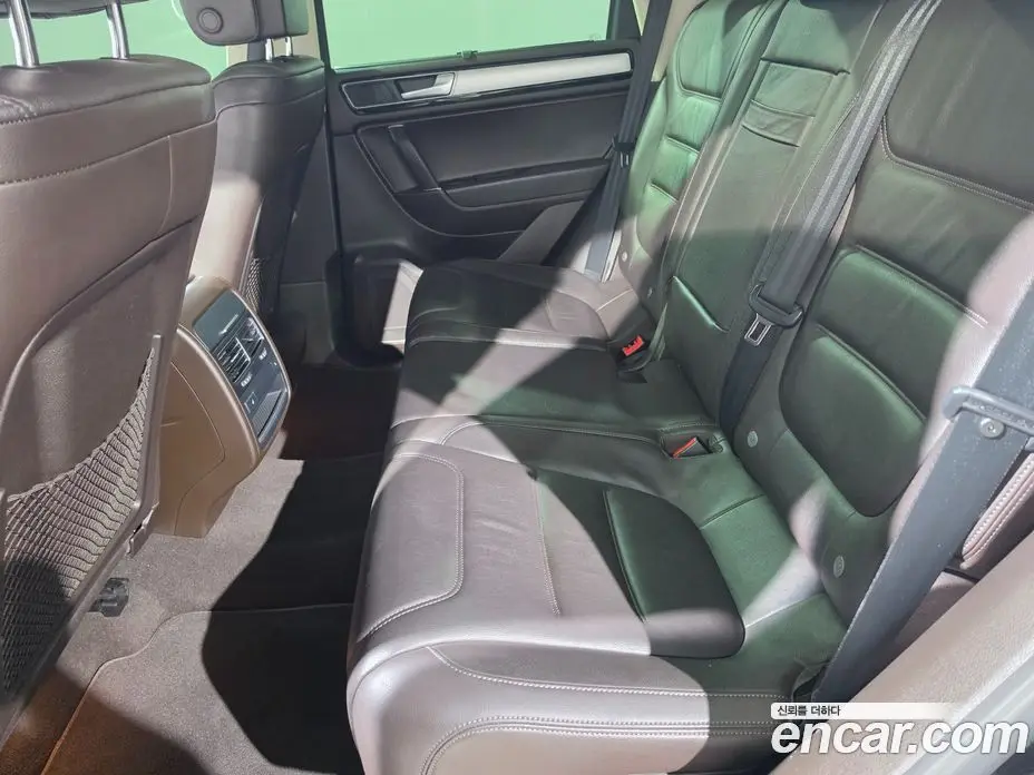 Volkswagen Touareg 2016 3.0 автомат (гидро), фото 13