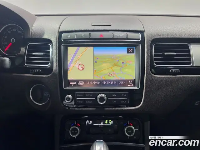 Volkswagen Touareg 2016 3.0 автомат (гидро), миниатюра 9