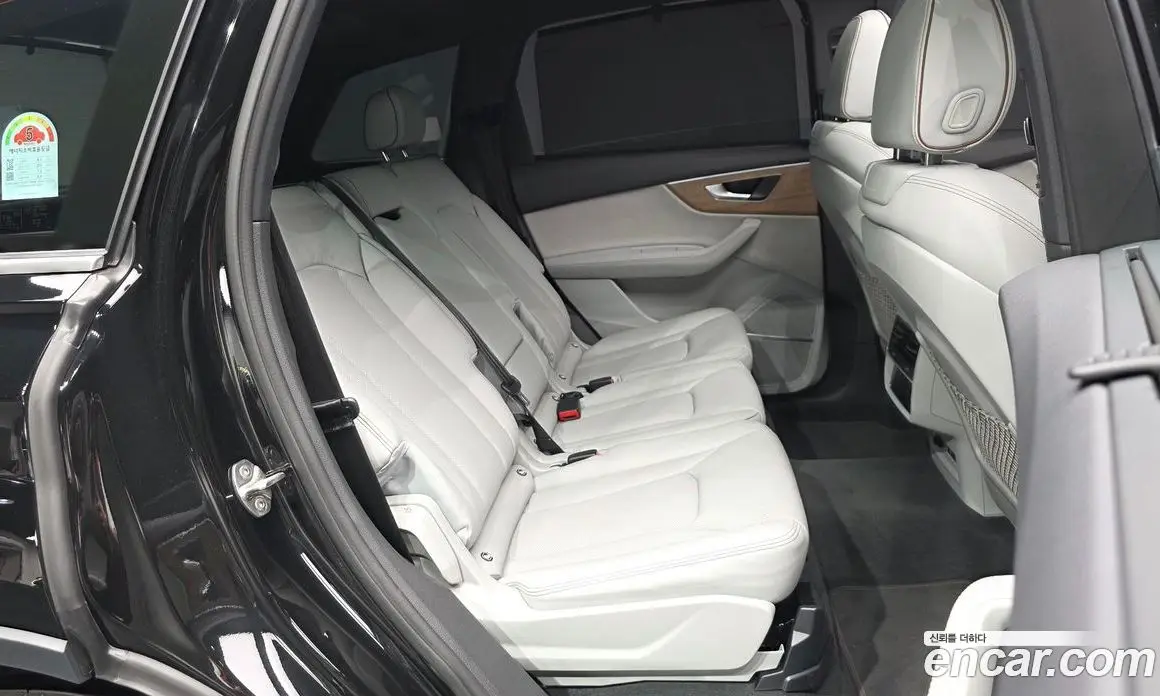 Audi Q7 2024 3.0 автомат (гидро), фото 12 Audi Q7 2024 3.0 автомат (гидро), фото 12