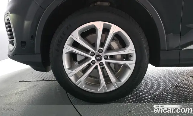 Audi Q7 2024 3.0 автомат (гидро), миниатюра 5 Audi Q7 2024 3.0 автомат (гидро), миниатюра 5