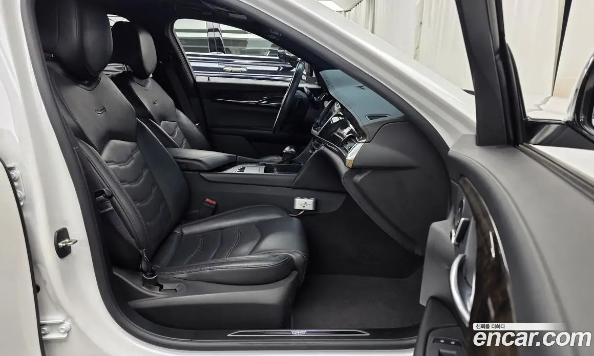 Cadillac CT6 2016 3.6 автомат (гидро), фото 11