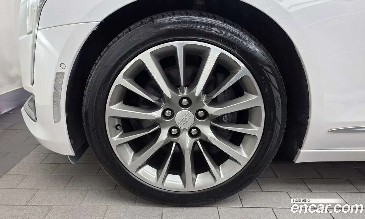 Cadillac CT6 2016 3.6 автомат (гидро), фото 5