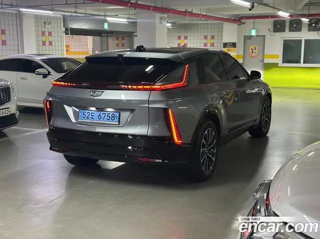 Cadillac Lyriq 2024 0.3 автомат (гидро), миниатюра 4