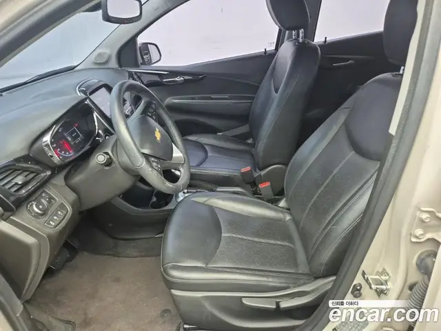 Chevrolet Spark 2016 1.0 автомат (гидро), миниатюра 11