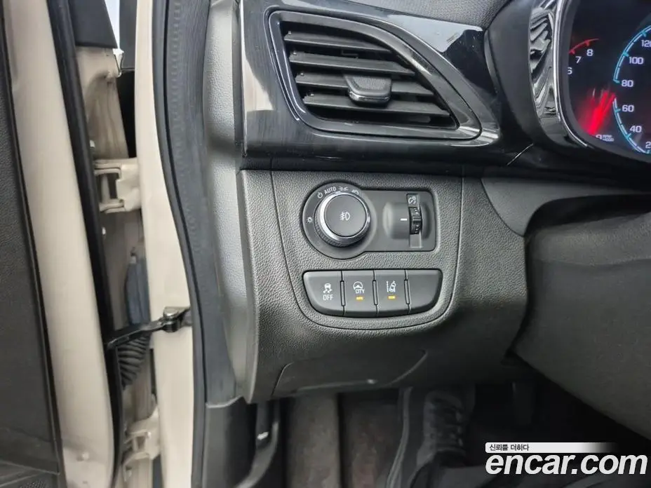 Chevrolet Spark 2016 1.0 автомат (гидро), фото 17