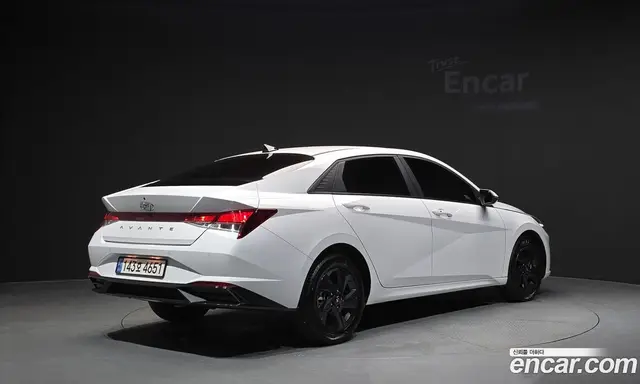 Hyundai Avante 2022 1.6 автомат (гидро), миниатюра 2