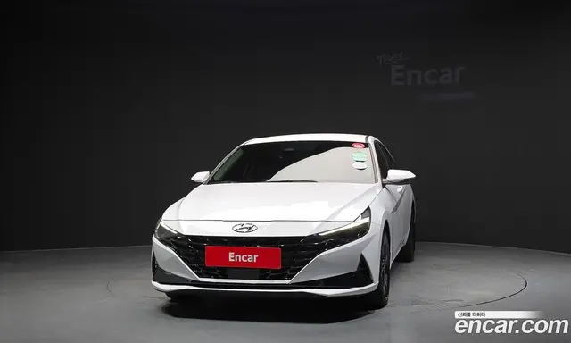 Hyundai Avante 2022 1.6 автомат (гидро), миниатюра 3