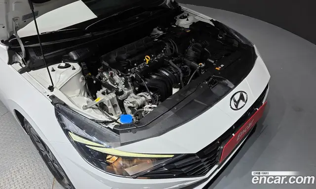 Hyundai Avante 2022 1.6 автомат (гидро), миниатюра 6