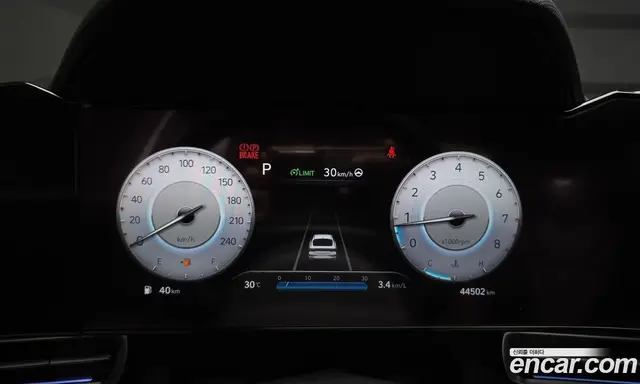 Hyundai Avante 2022 1.6 автомат (гидро), миниатюра 8