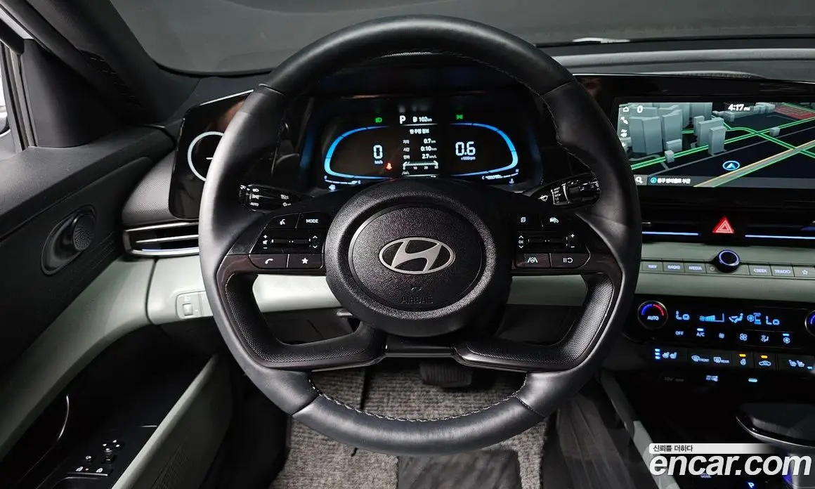 Hyundai Avante 2023 1.6 автомат (гидро), фото 12