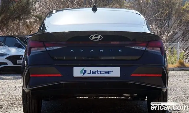 Hyundai Avante 2026 1.6 автомат (гидро), миниатюра 3