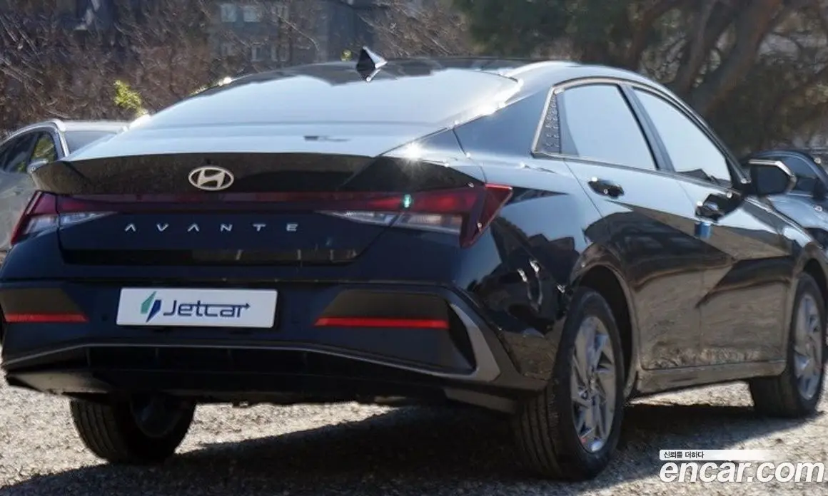 Hyundai Avante 2026 1.6 автомат (гидро), фото 4