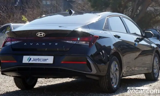 Hyundai Avante 2026 1.6 автомат (гидро), миниатюра 4