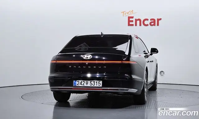 Hyundai Grandeur 2026 2.5 автомат (гидро), миниатюра 4