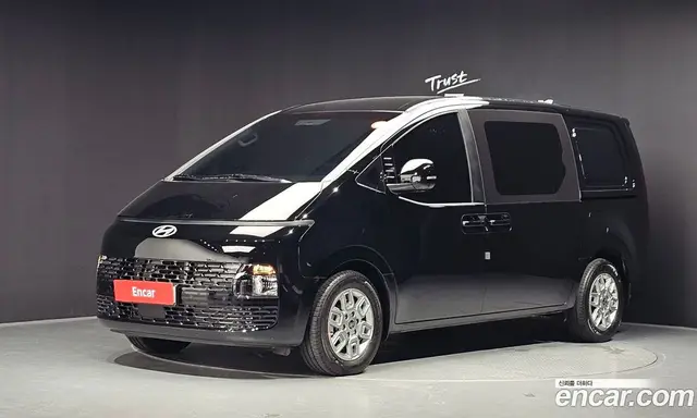 Hyundai Staria, 2025, 4 932 км
