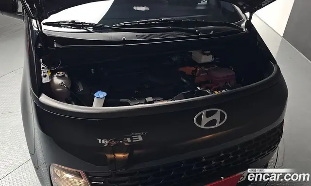 Hyundai Staria 2025 1.6 автомат (гидро), миниатюра 6