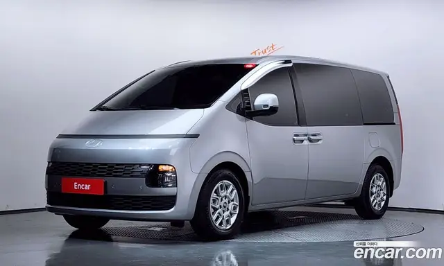 Hyundai Staria, 2026, 1 099 км