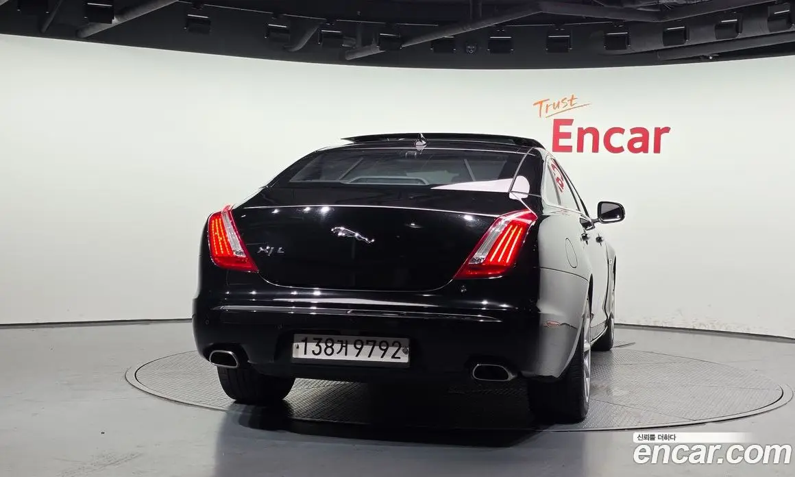 Jaguar XJ 2013 3.0 автомат (гидро), фото 4