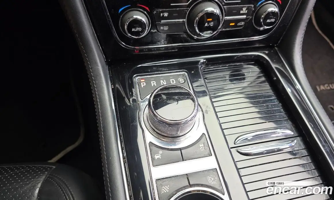 Jaguar XJ 2013 3.0 автомат (гидро), фото 9