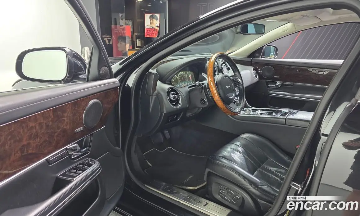 Jaguar XJ 2013 3.0 автомат (гидро), фото 10