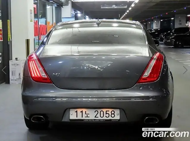 Jaguar XJ 2015 2.0 автомат (гидро), миниатюра 5